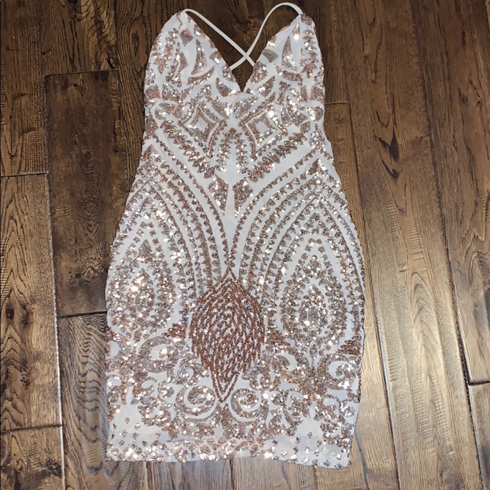Fashion Nova Rise Gold & Cream Sequins Min…